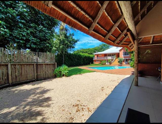 14 BEDROOM HOUSE FOR SALE IN TOWN HILL